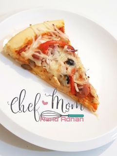 صورة لوصفة أطيب بيتزا خضار مع صلصة البيتزا المنزليه 🍕