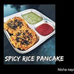A picture of Leftover rice spicy pan cake.