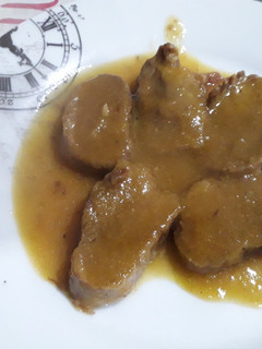 A picture of Solomillo en salsa de fanta de naranja.