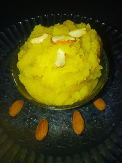 बादाम का हलवा (badam ka halwa recipe in Hindi) रेसिपी मुख्य फोटो