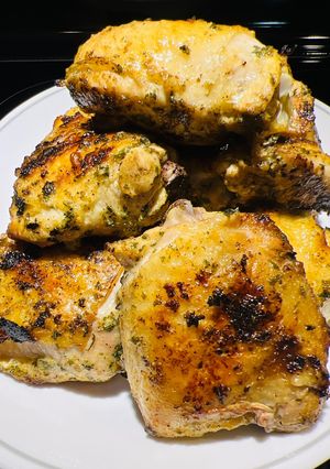 A picture of Grilled Lemon 🍋 Pepper Chicken.