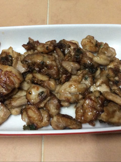 A picture of Oyster sauce chicken thigh.