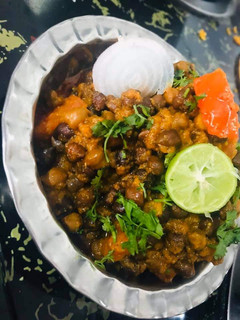 चना चाट(chana chaat recipe in hindi) रेसिपी मुख्य फोटो