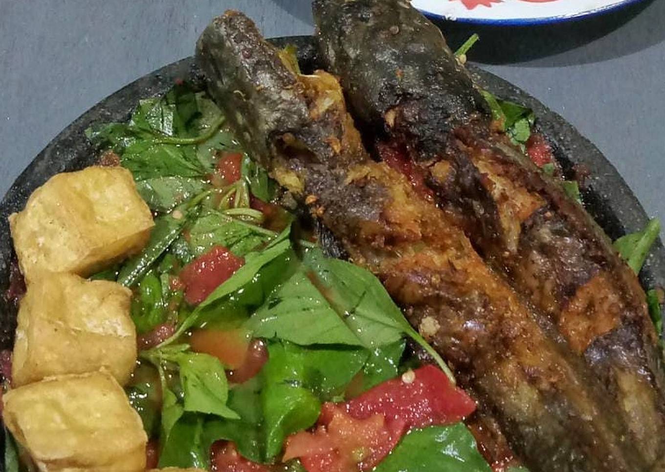 Lele Goreng Sambal Kemangi