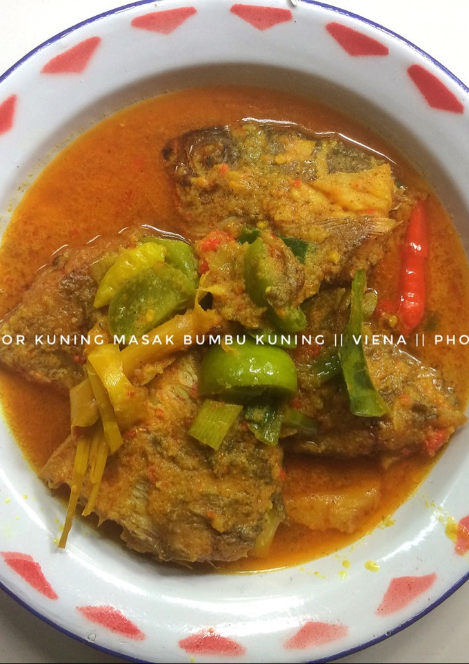 Foto resep Ikan ekor kuning masak bumbu kuning