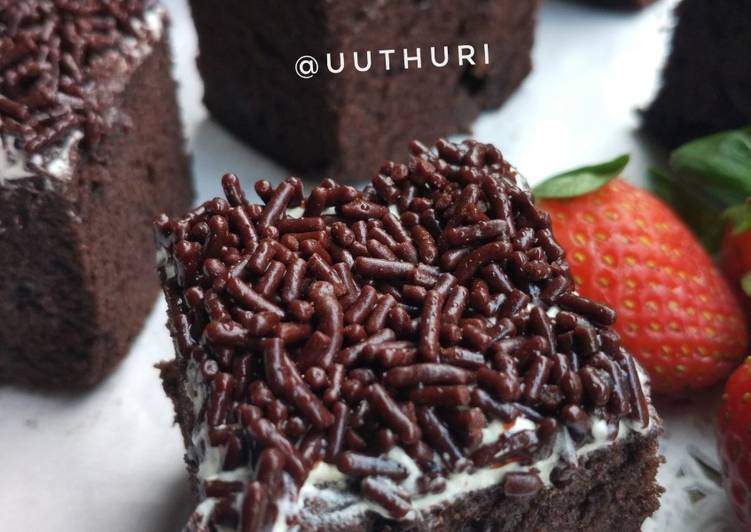 Brownies kukus putih telur