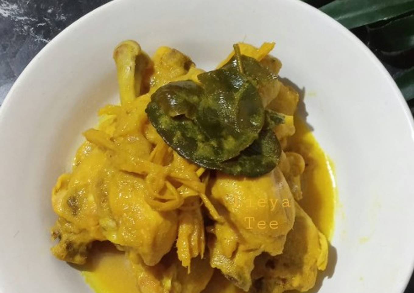 Ayam Ungkep Bumbu Kuning (unt Ayam Goreng)