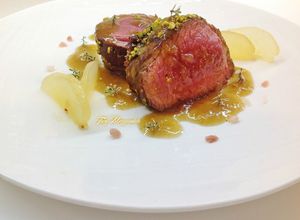 Foto di Filetto di fassona con crema di mostarda alla frutta