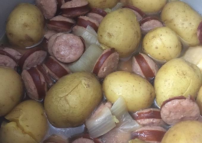 Recipe of Perfect Sausage and potatoes