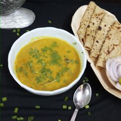 A picture of Green peas kurma.
