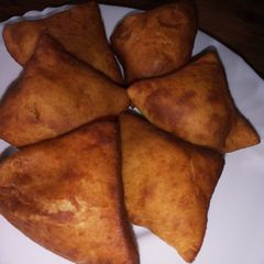 A picture of Mahamri.
