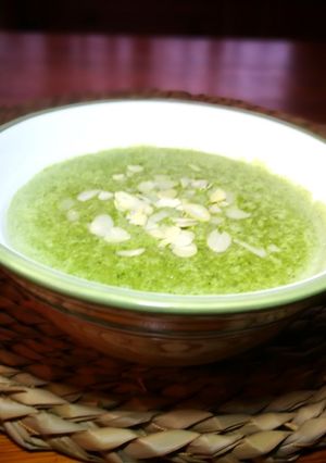 Una foto de Crema de espinaca con lácteos