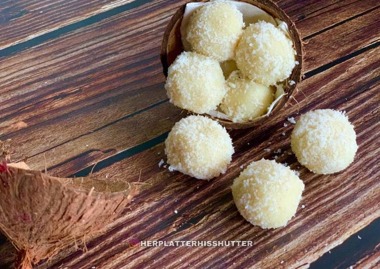 Recipe of Super Quick Homemade Instant Coconut Laddoos