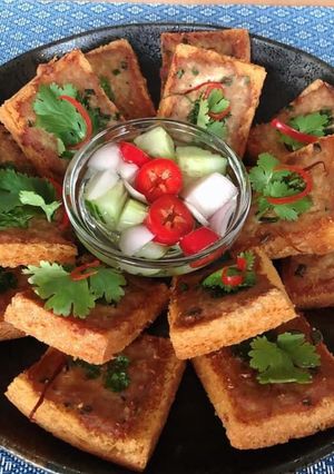 A picture of 🧑🏽🍳🧑🏼🍳 Asian Party Food ideas •Thai Appetizer Recipes•Thai Pork Toast |ThaiChef food.