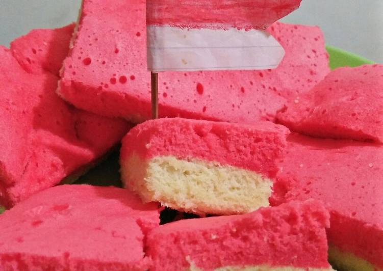 Bolu kukus merah putih sederhana. Ala putra..merdeka
