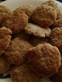 Una foto de Filetes rusos con cúrcuma😜