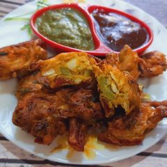 A picture of Mix Veg Pakoda.