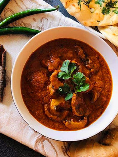 A picture of Curd mushroom masala.