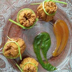 A picture of Matar ki potli.