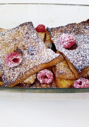 A picture of Bread and butter pudding#author marathon.
