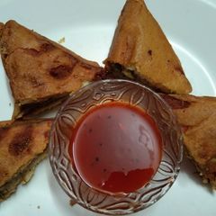 A picture of Bread Pakode.
