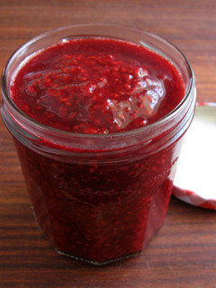 A picture of Raspberry Sauce.