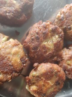 সজনে ফুলের বড়া (Sajne fuler bora recipe in Bengali) রেসিপির প্রধান ছবি