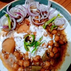 A picture of Allu choly.