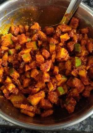 કેરી નું અથાણું રેસીપી મુખ્ય ફોટો