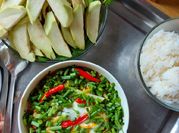 A picture of cá khô chưng