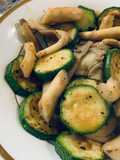 Creamy Zucchini and Shimeji Mushroom Stir-Fry