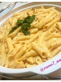 صورة لوصفة معكرونة بالصلصة البيضاء 🍝🤍