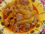 Csülökpörkölt burgonyával