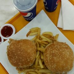 A picture of Chicken Burger.