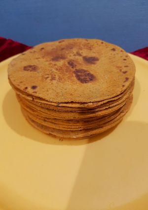 A picture of Thepla.