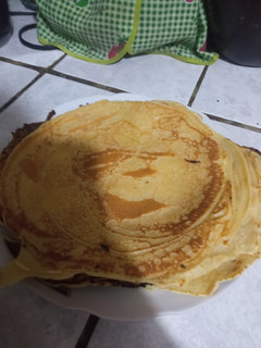 Una foto de Panqueque con manjar 😋😋