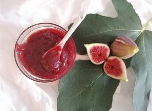 Foto di Composta di fichi piccante per formaggi