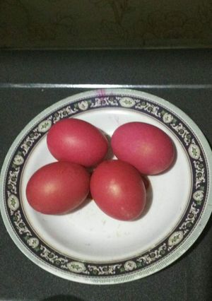 Foto resep Telur merah untuk ulang tahun