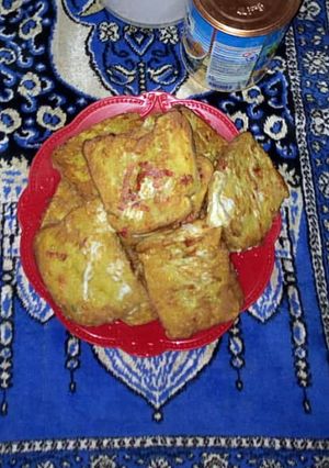 A picture of Freid bread nd egg.