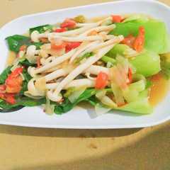 Pokcoy with Giant Enoki রেসিপির প্রধান ছবি