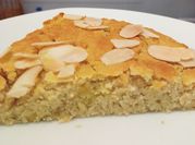 Une photo de gâteau aquafaba