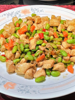 毛豆炒雞丁 的食譜成品照片
