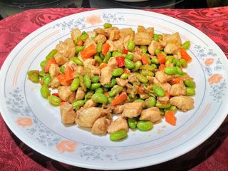毛豆炒雞丁