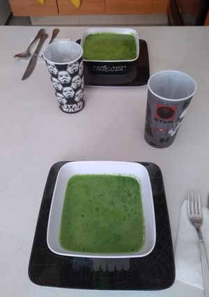 Una foto de Casi crema de espinacas