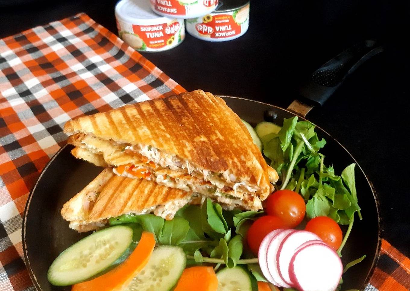 Grilled Tuna Sandwich