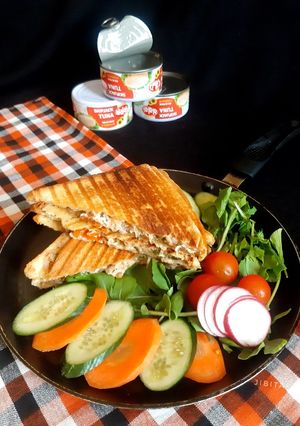 A picture of Grilled Tuna Sandwich.