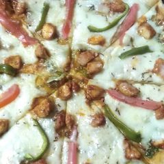 A picture of Pizza.