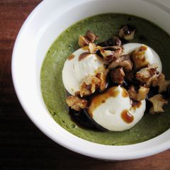 A picture of Matcha Cheesecake Dessert.