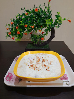 चावल की खीर (chawal ki kheer recipe in Hindi) रेसिपी मुख्य फोटो