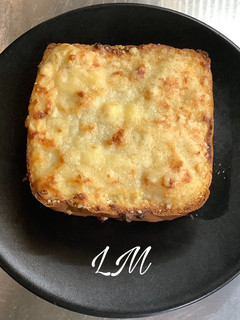 Una foto de Sándwich croque monsieur o sándwich francés